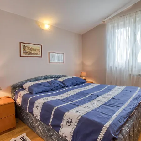 Daria-3 By Interhome Porec